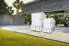 保持熱愛(ài)，奔赴山海，我們?cè)诼飞? width=